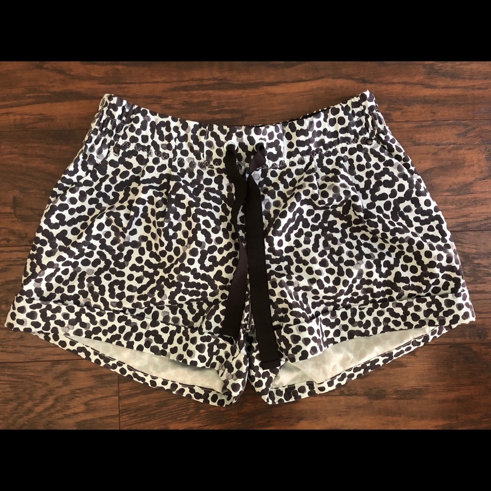 Lululemon spring breakaway shorts first edition